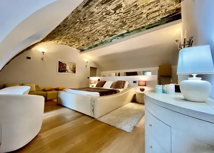 بيانكا كومو