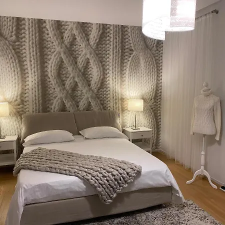 Bianca Apartment Como