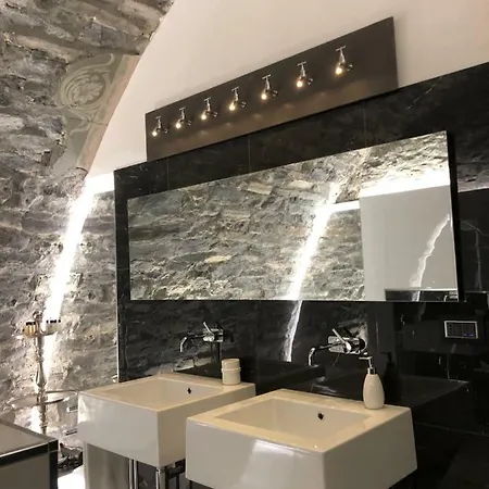 Bianca Apartamento Como