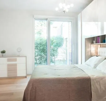 شقة بيانكا كومو