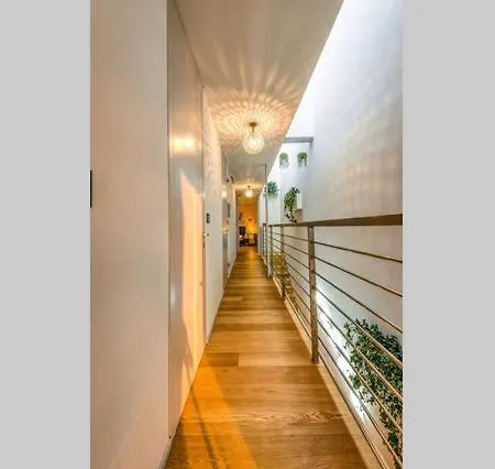 Bianca Apartment Como