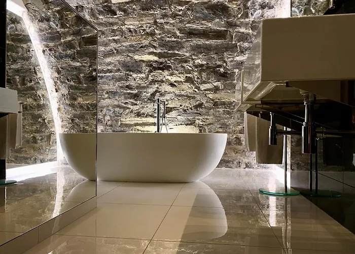 Bianca Apartment Como